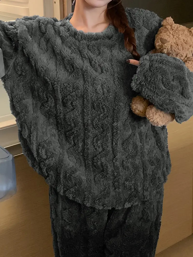 Olivia - Fluffy Velour Pyjamasæt